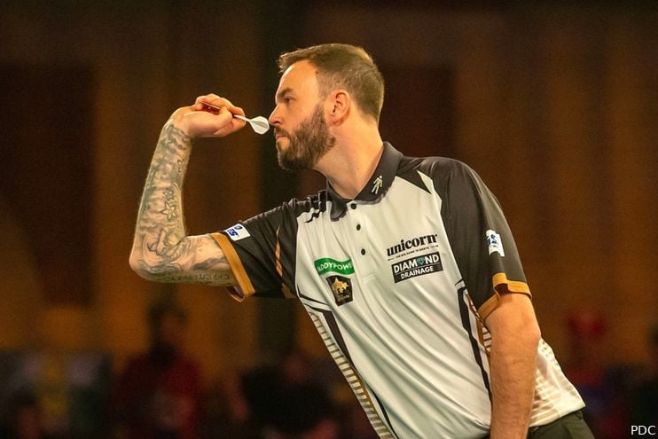 Darts tomorrow outlet