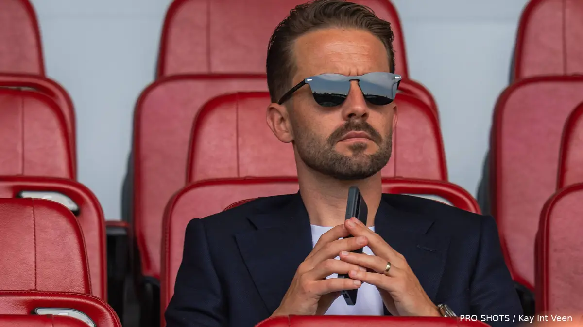 Feyenoord leads Eredivisie after beating AZ amid squad depth concerns