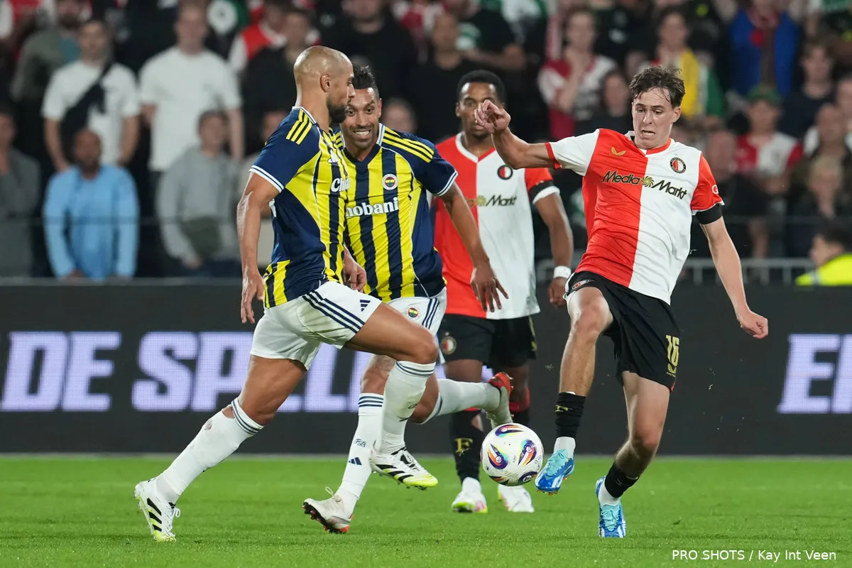 Copyright-ProShots-30407536