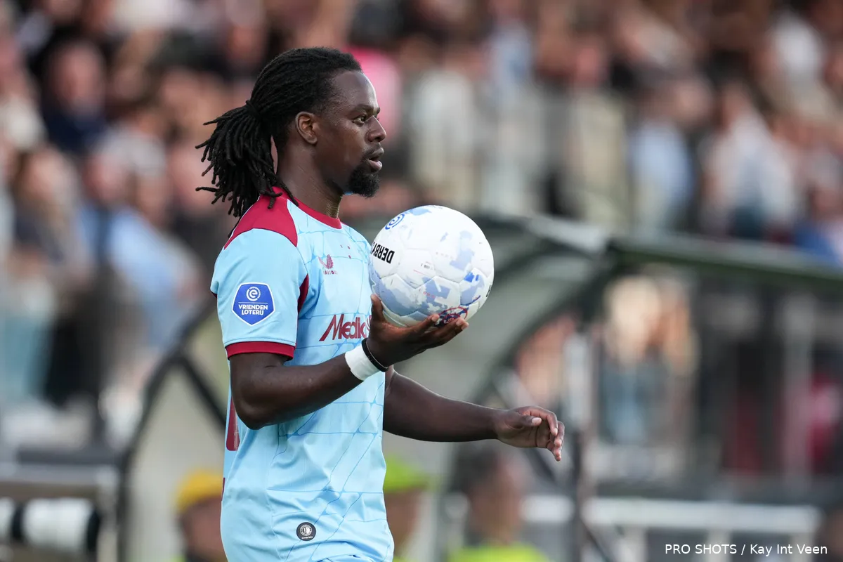 Copyright-ProShots-30526916