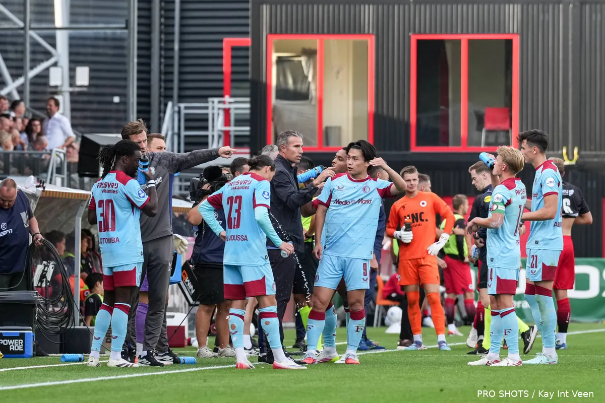 Copyright-ProShots-30527491