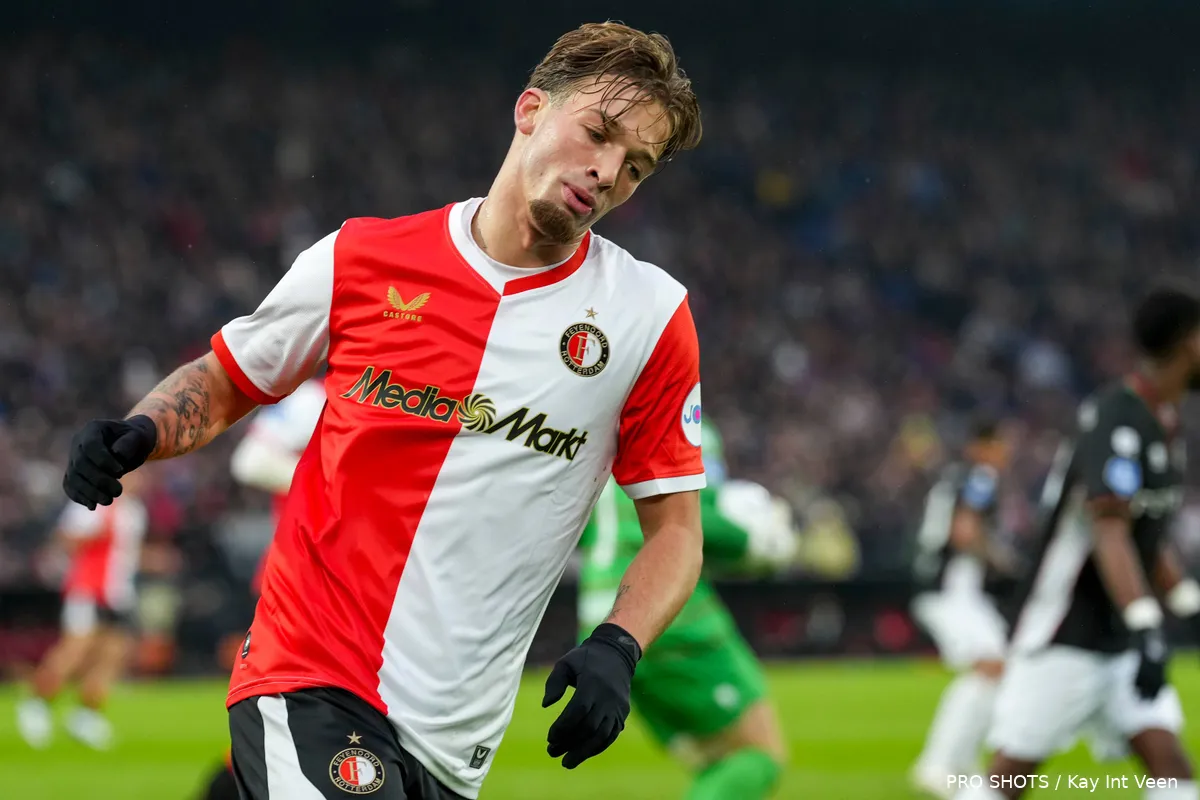 Copyright-ProShots-32157169