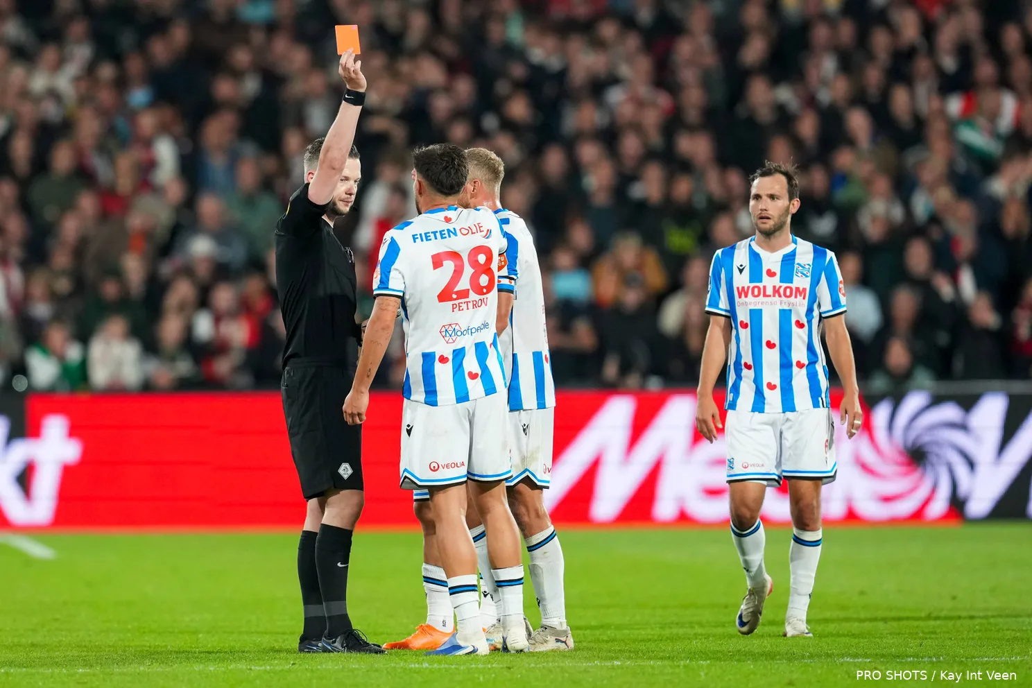 Copyright-ProShots-30992718