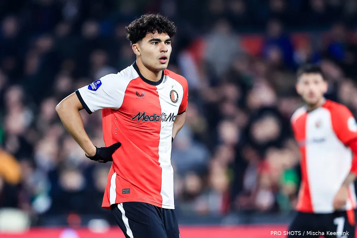 Stephano Carrillo tijdens de Eredivisie-wedstrijd tussen Feyenoord en Almere City in De Kuip.