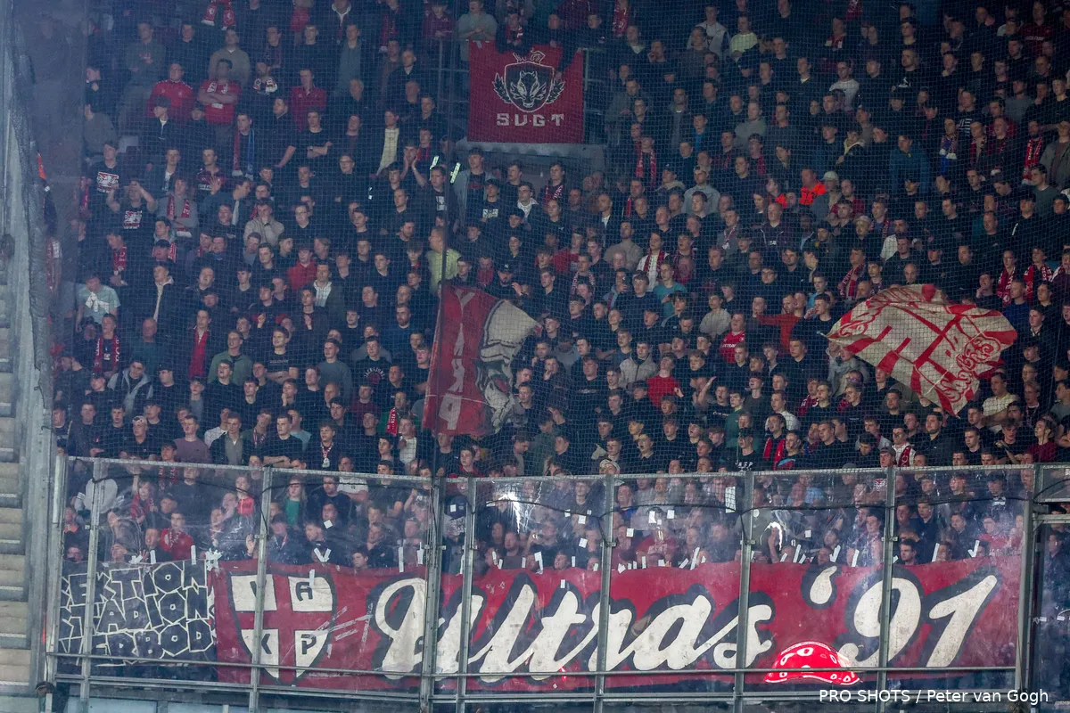 supporters uitvak psv fc twente eredivisie 2023 2024