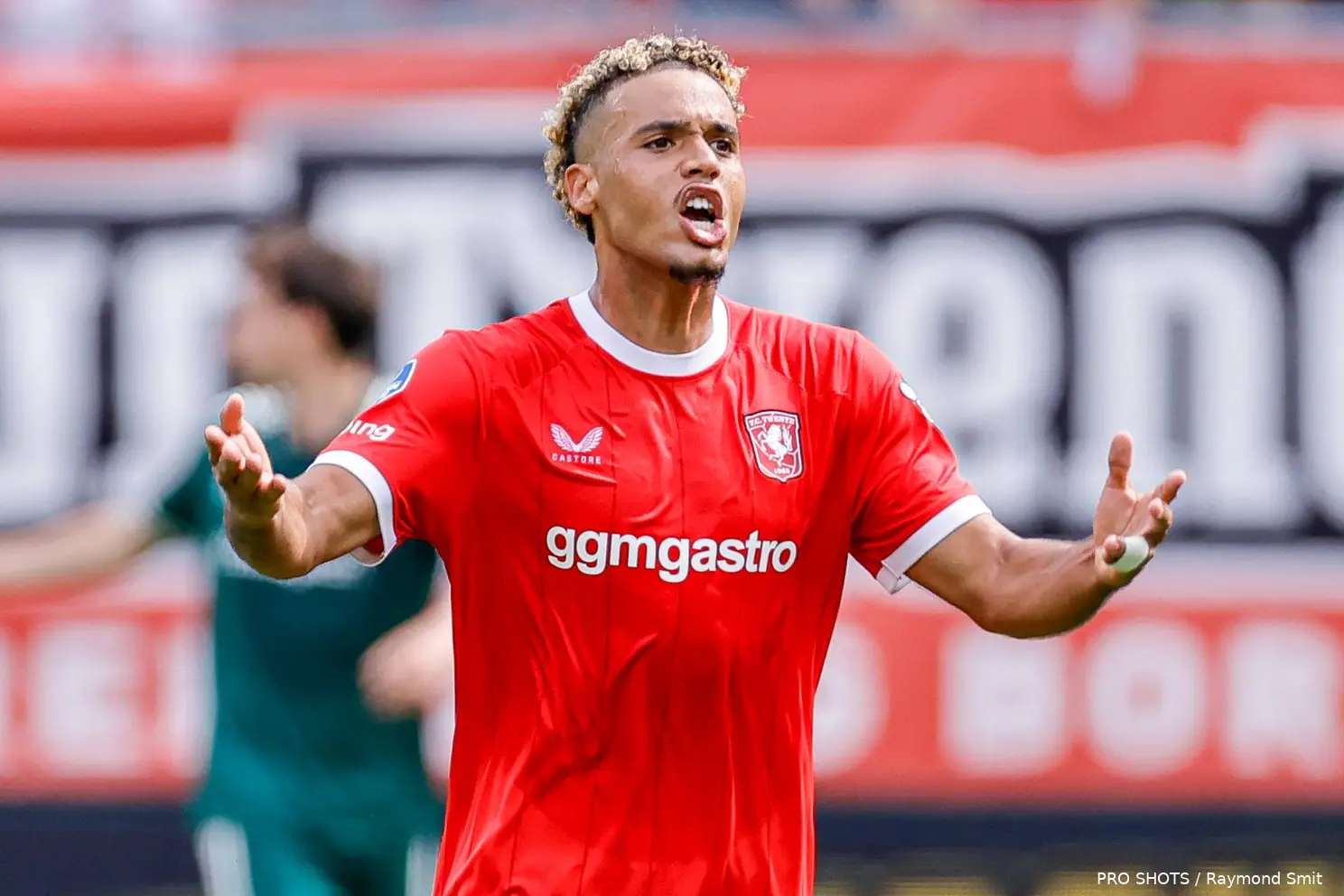 daouda-weidmann-fc-twente-pec-zwolle-vragend