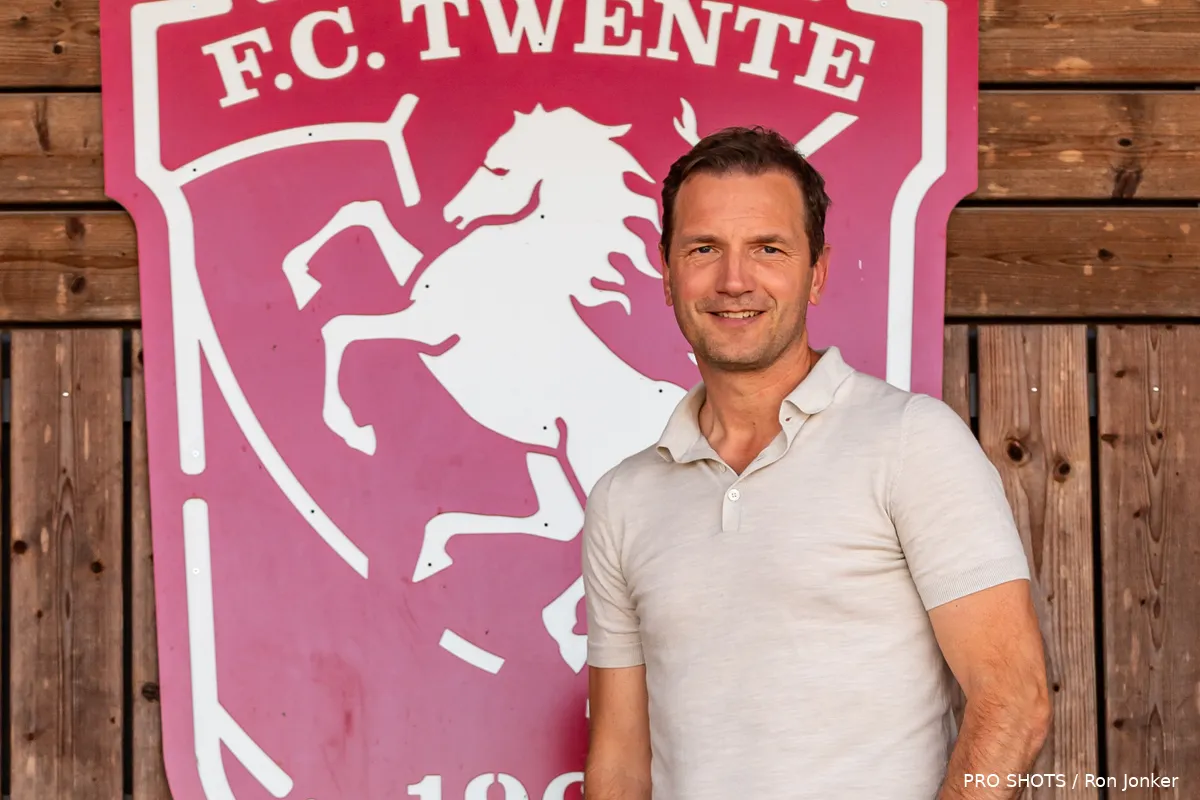 arnold bruggink logo fc twente 2023