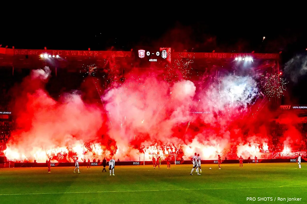 vuurwerk pyro show supporters vak p besiktas