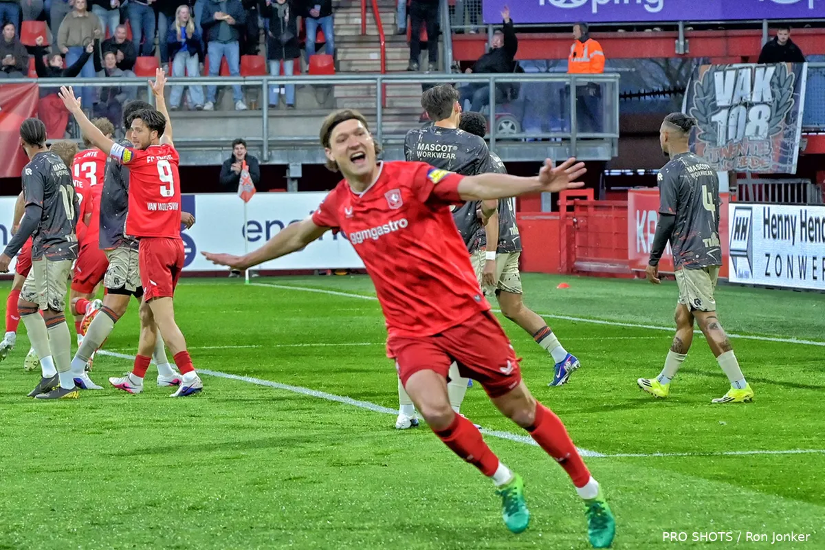 Sam-Lammers-FC-Twente-FC-Volendam