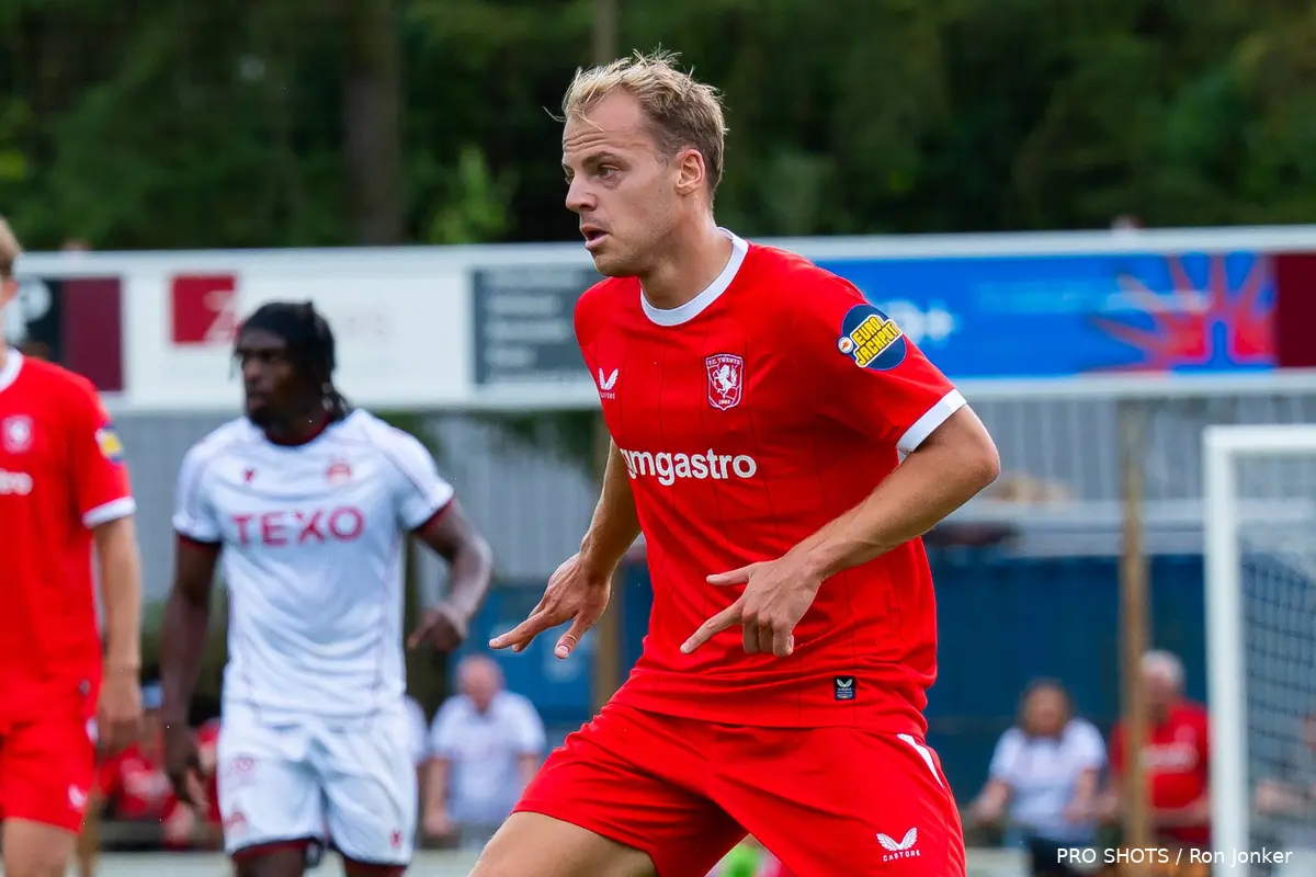 thomas-van-den-belt-fc-twente-aberdeen-2026