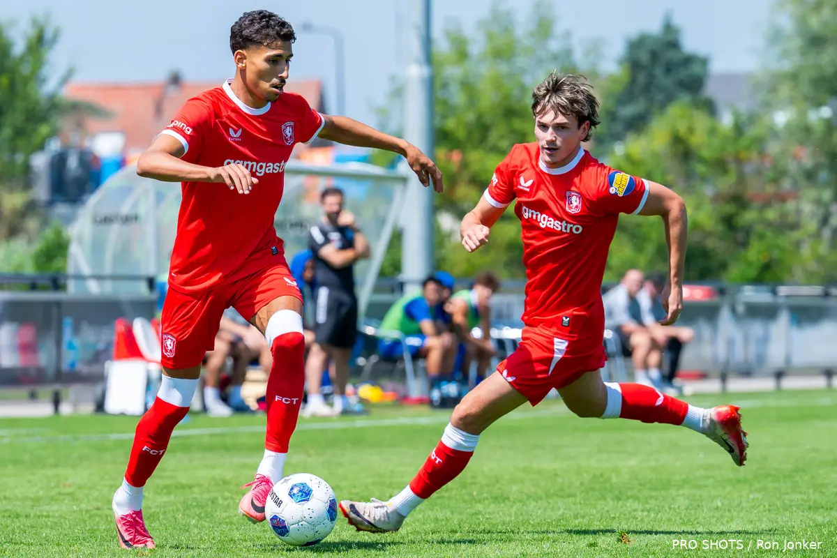 younes-taha-taylor-booth-sf-sportfreunde-lotte-oefenwedstrijd-bijgesneden
