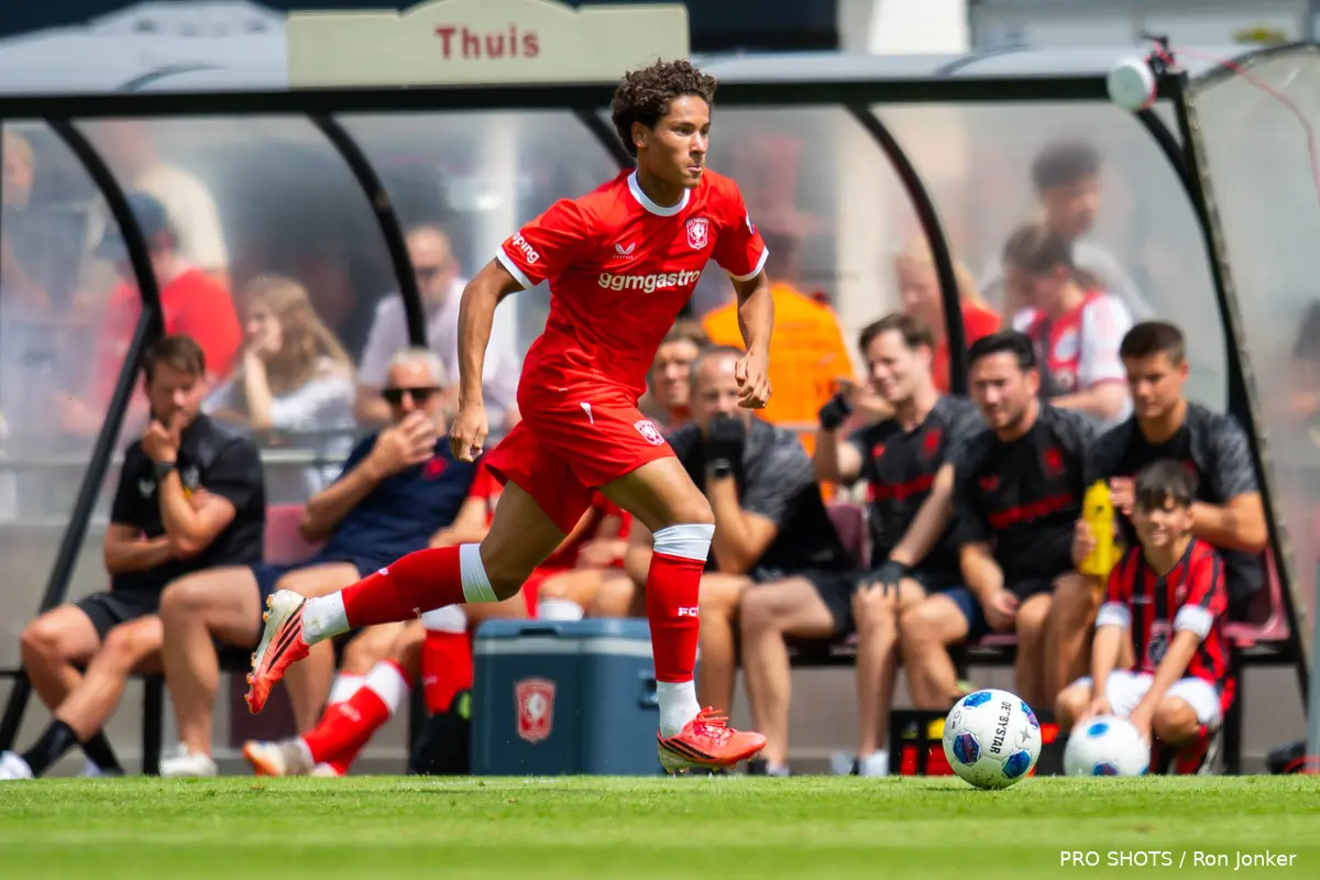 jip-meilink-fc-twente-oefenwedstrijd-technische-staf-2026