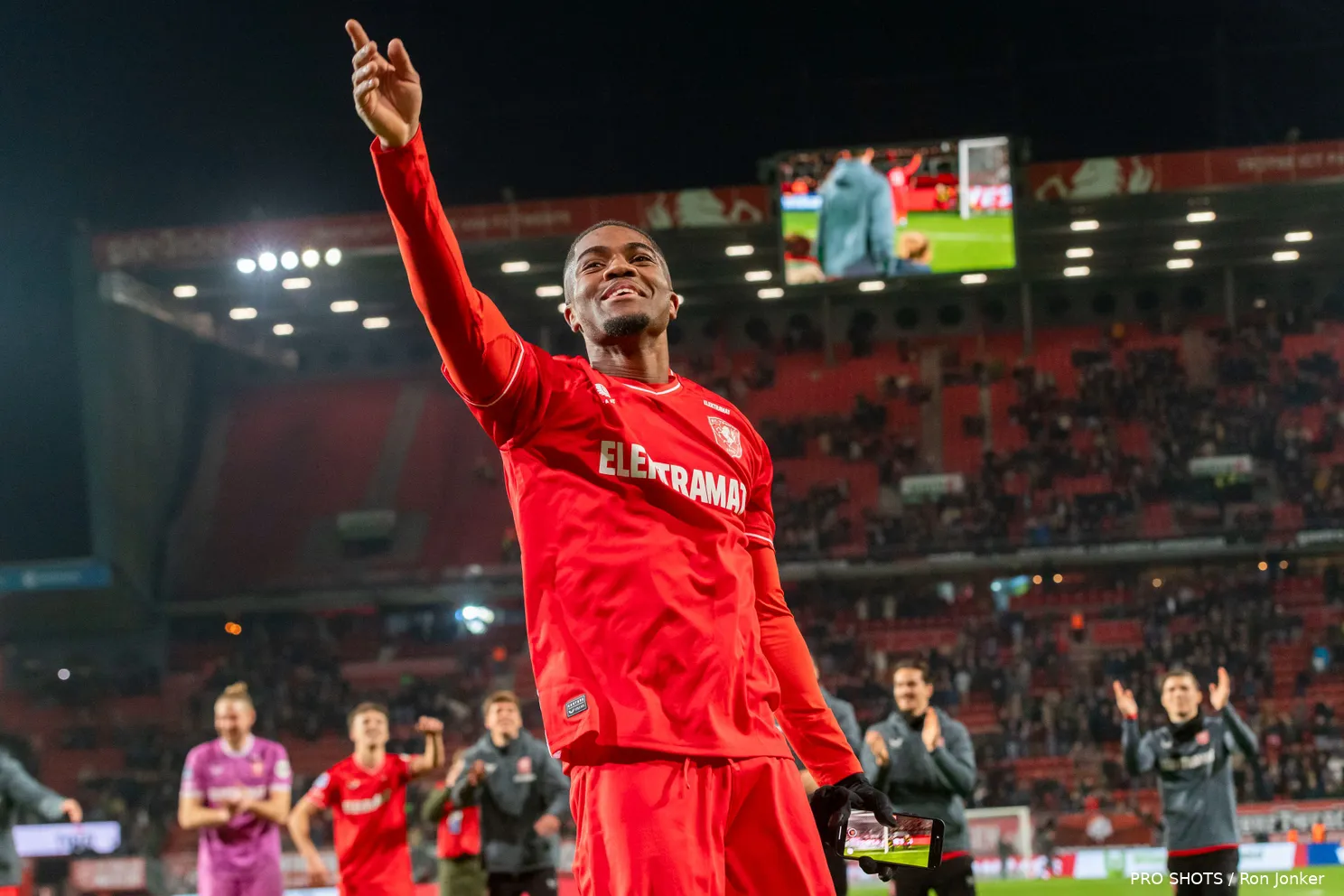 fc twente rkc 2024 myron boadu blij