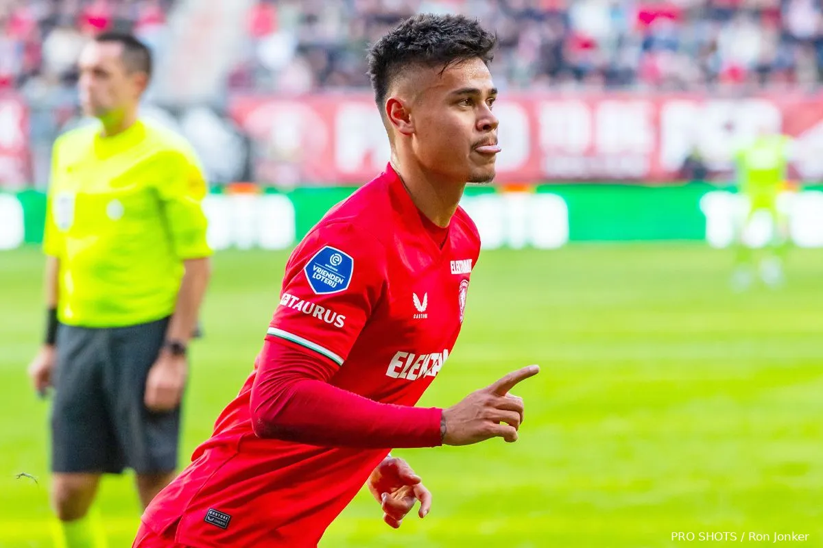 mees hilgers doelpunt twente heracles 2024