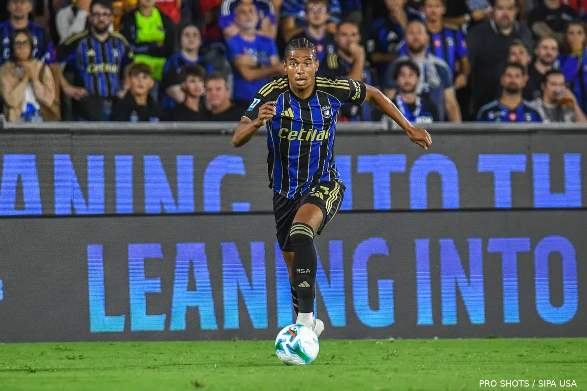 Copyright-ProShots-30809732