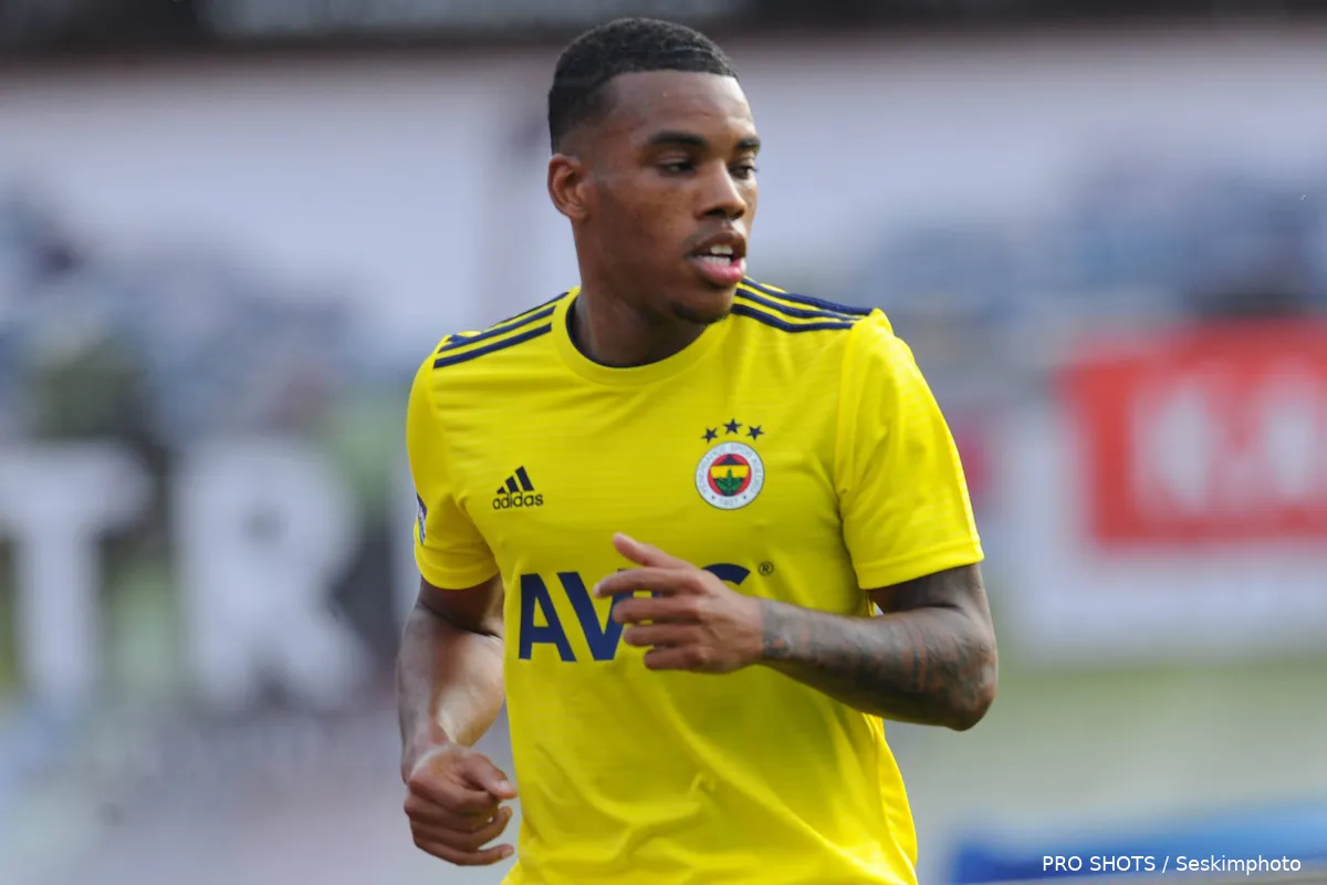 Copyright-ProShots-3957460