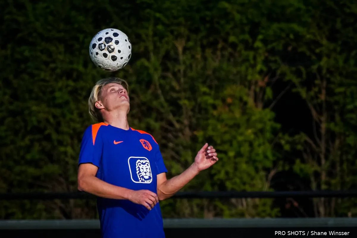 Copyright-ProShots-30819388