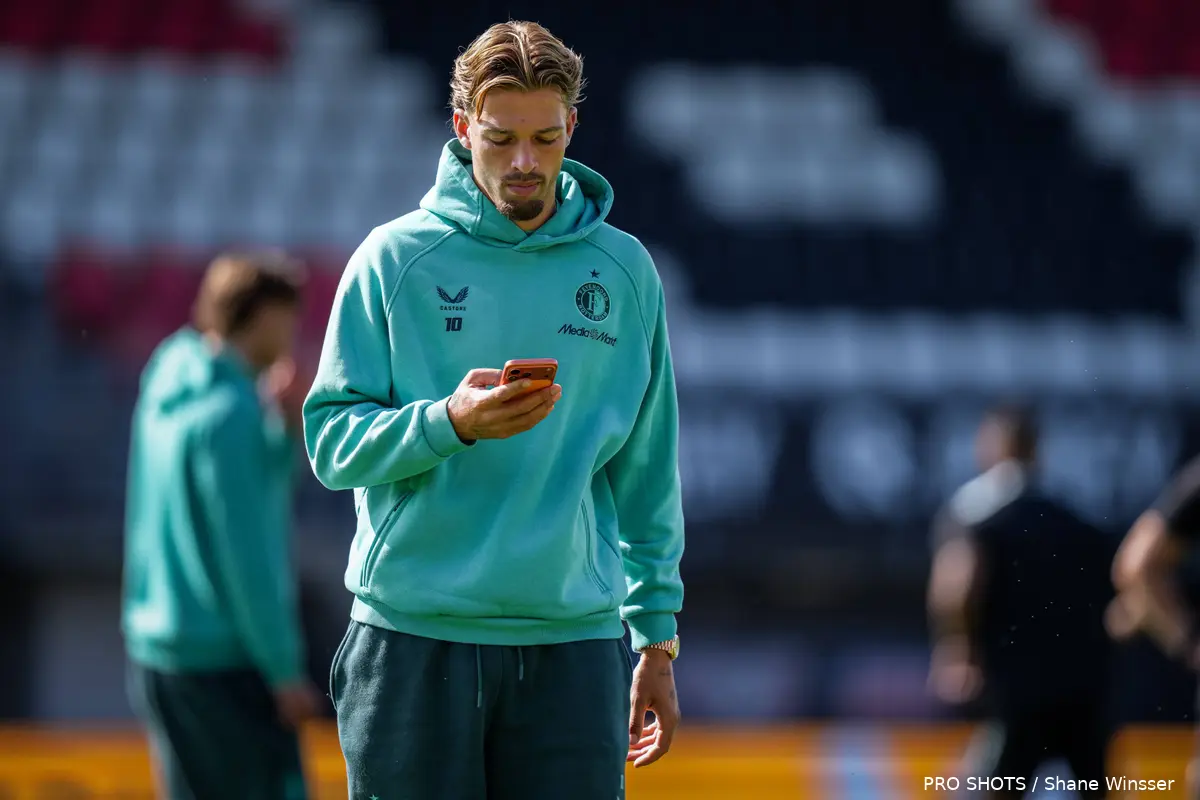 Opstelling Feyenoord: Van Bronckhorst maakt eerste basiself bekend