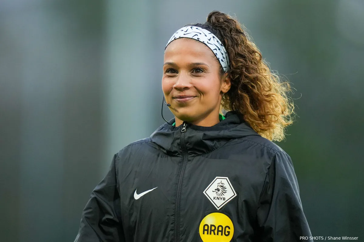 shona shukrula scheidsrechter vrouw knvb 2024
