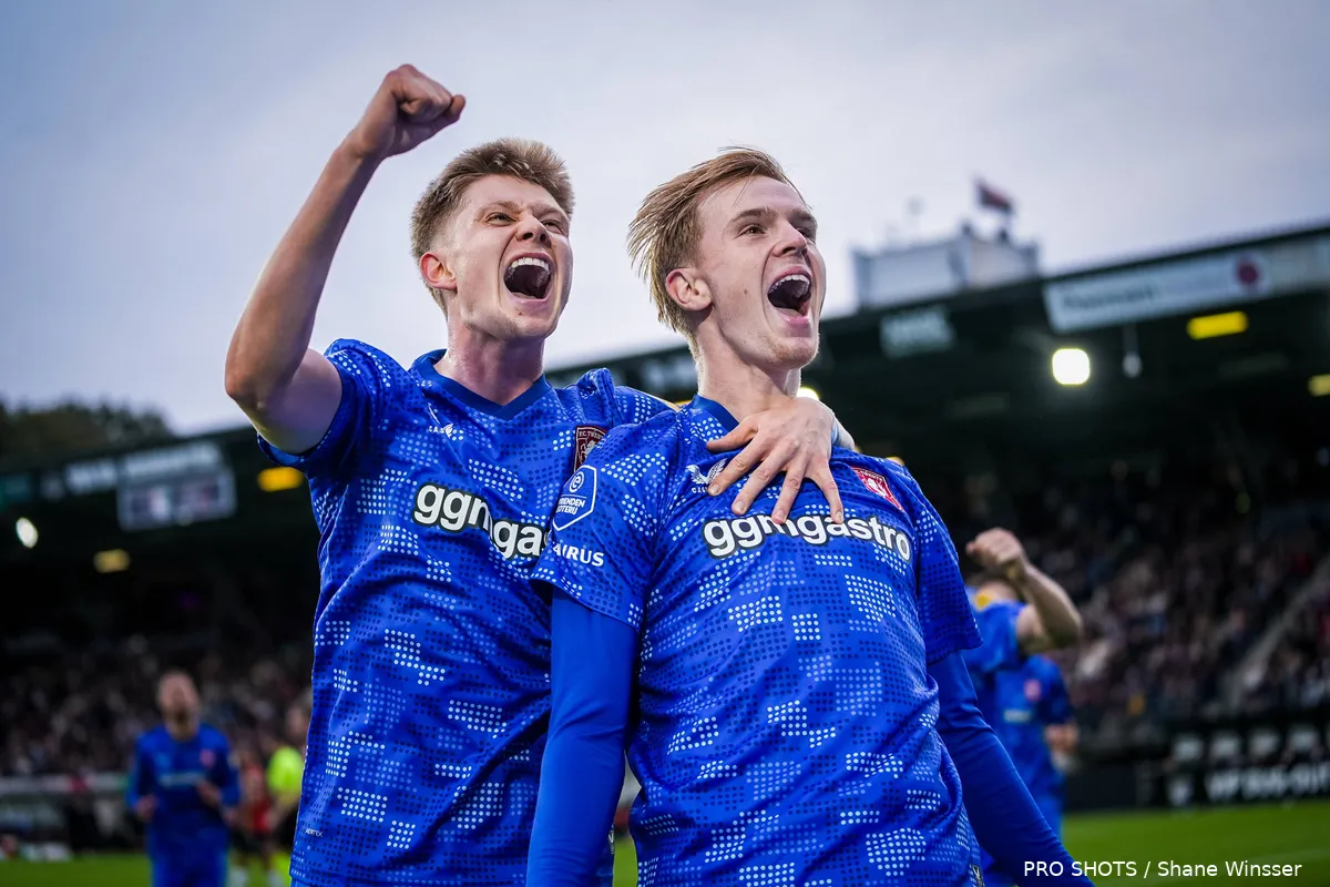 mats-rots-hlynsson-vieren-doelpunt-nec-twente-2025