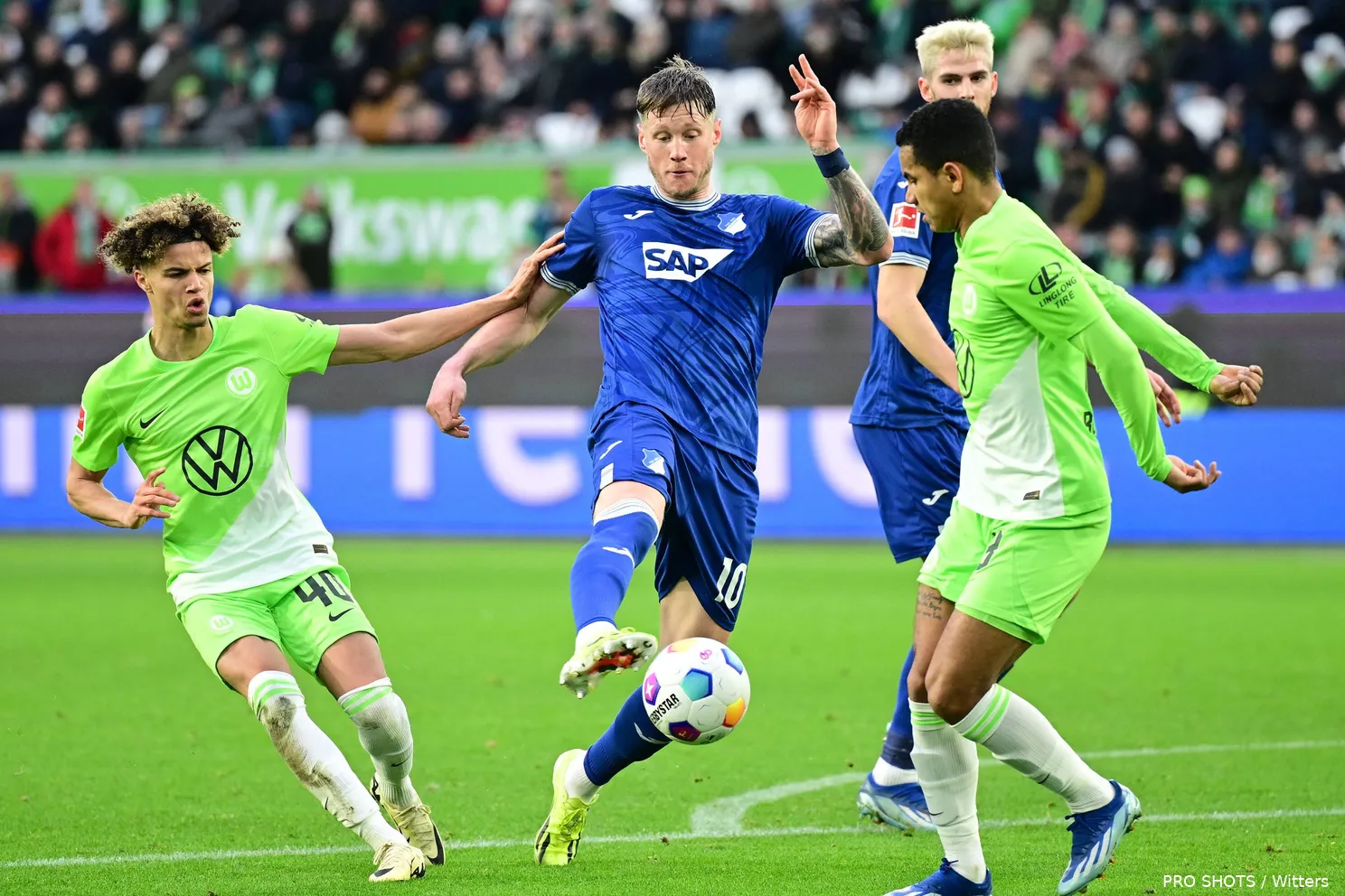 wout weghorst hoffenheim wolfsburg 2024