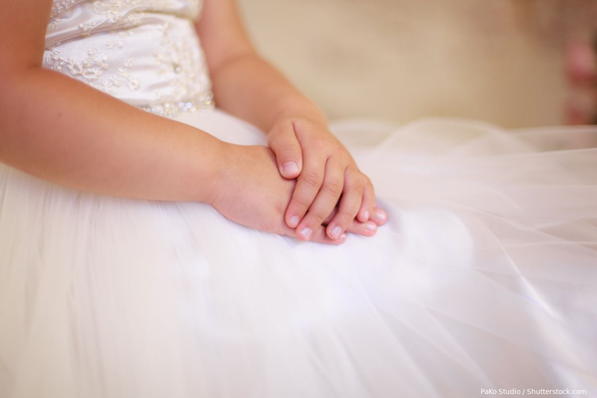 Achtjarig Jemenitisch meisje sterft in tragische huwelijksnacht: Een gruwelijke realiteit voor te veel meisjes