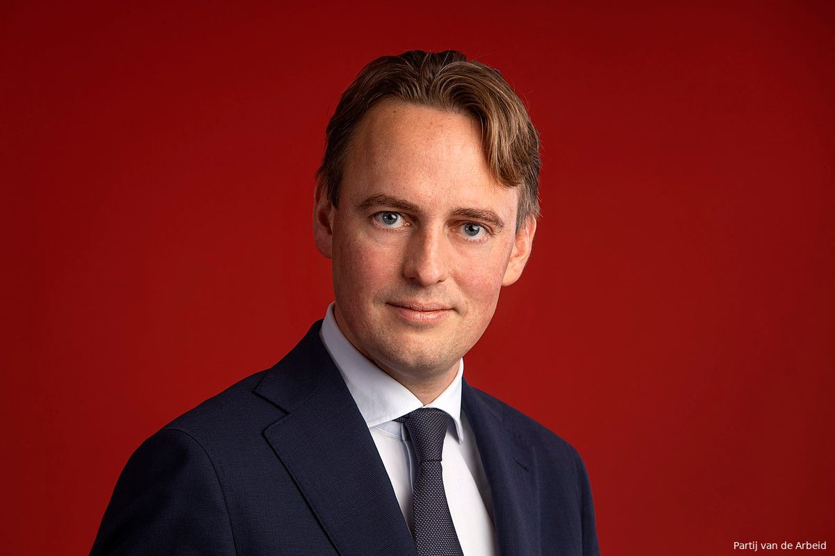 PvdA-marionet Henk Nijboer stapt uit presidium na AribGate: 'Te veel vragen'