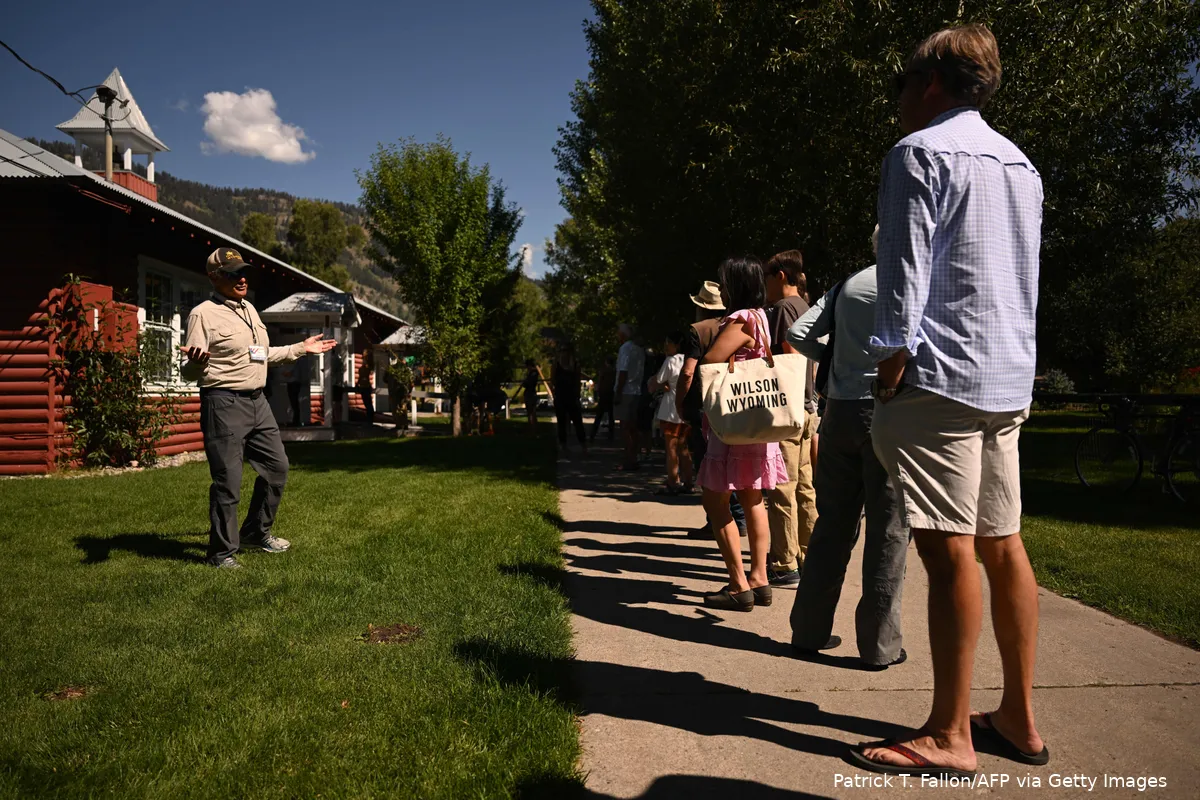 election worker -- Wyoming primary