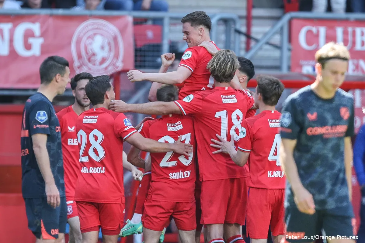 vieren doelpunt fc twente utrecht thuis daan rots