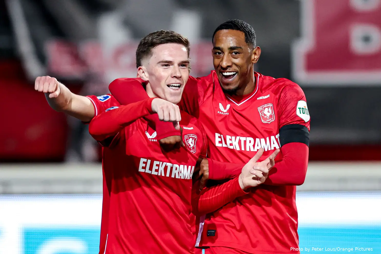rots brenet fc twente sparta 2023 2024 juichen