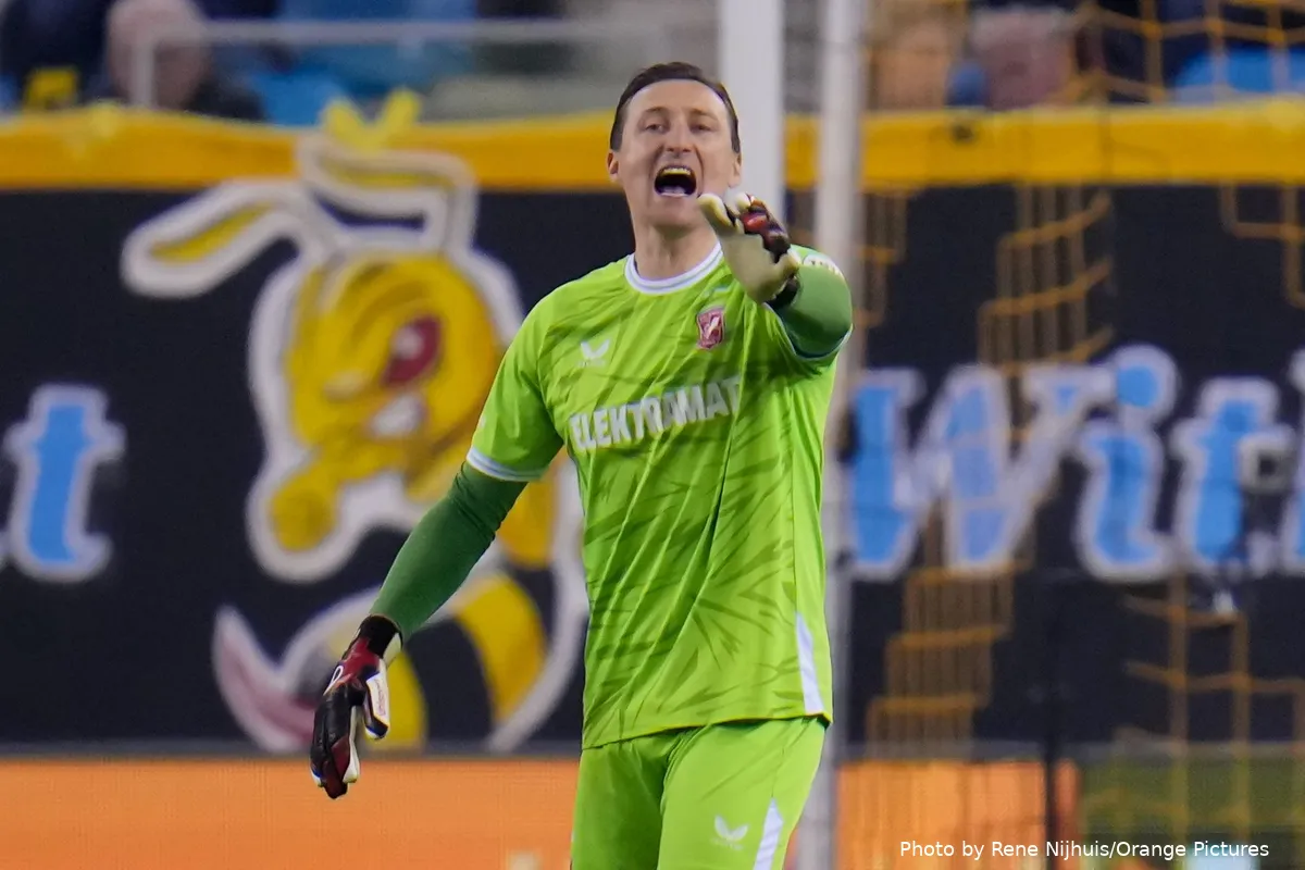 tyton fc twente 2023 2024 vitesse schreeuwen