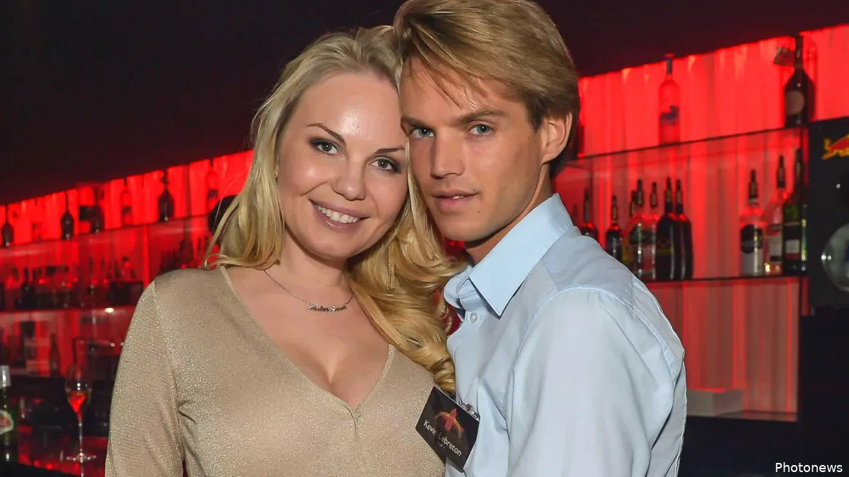 Lesley-Ann Poppe en haar man Kevin kondigen zeer heuglijk nieuws aan ...