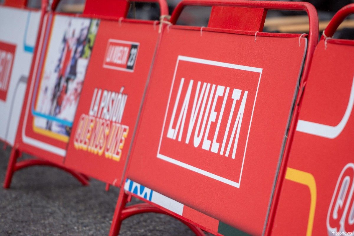 Zéér opvallend: Ritwinnaar in Vuelta krijgt boete omdat hij híer geurineerd heeft