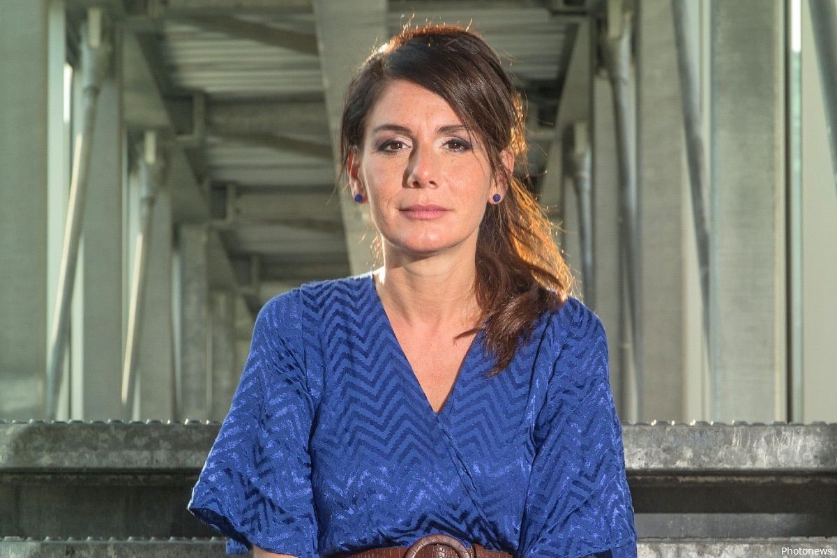 VRT-nieuwsanker Fatma Taspinar gebroken van verdriet: "Uit het leven gestapt"