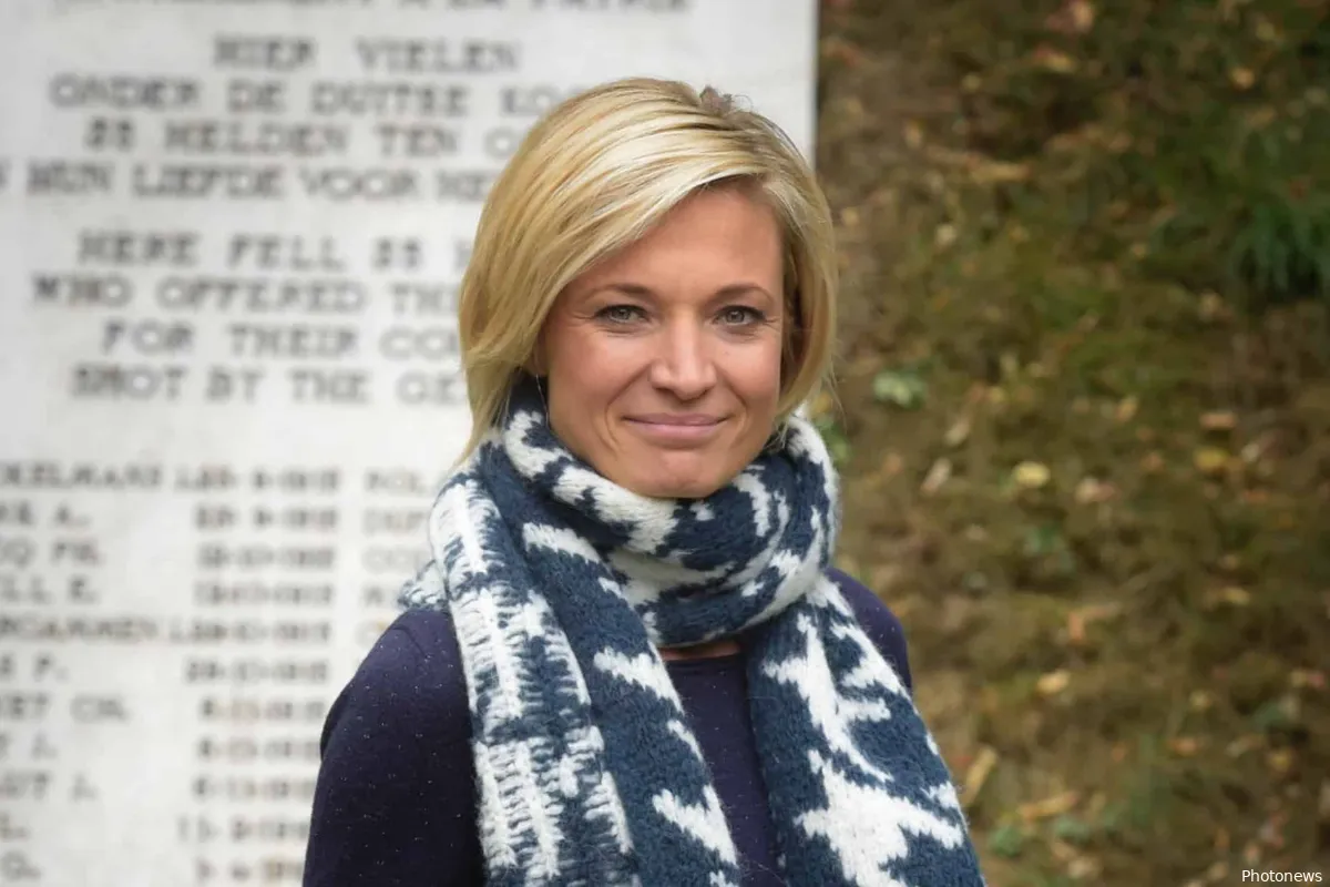 VRT-nieuwsanker Goedele Wachters erg aangedaan door wat ze te horen krijgt: "Voor kankeronderzoek"