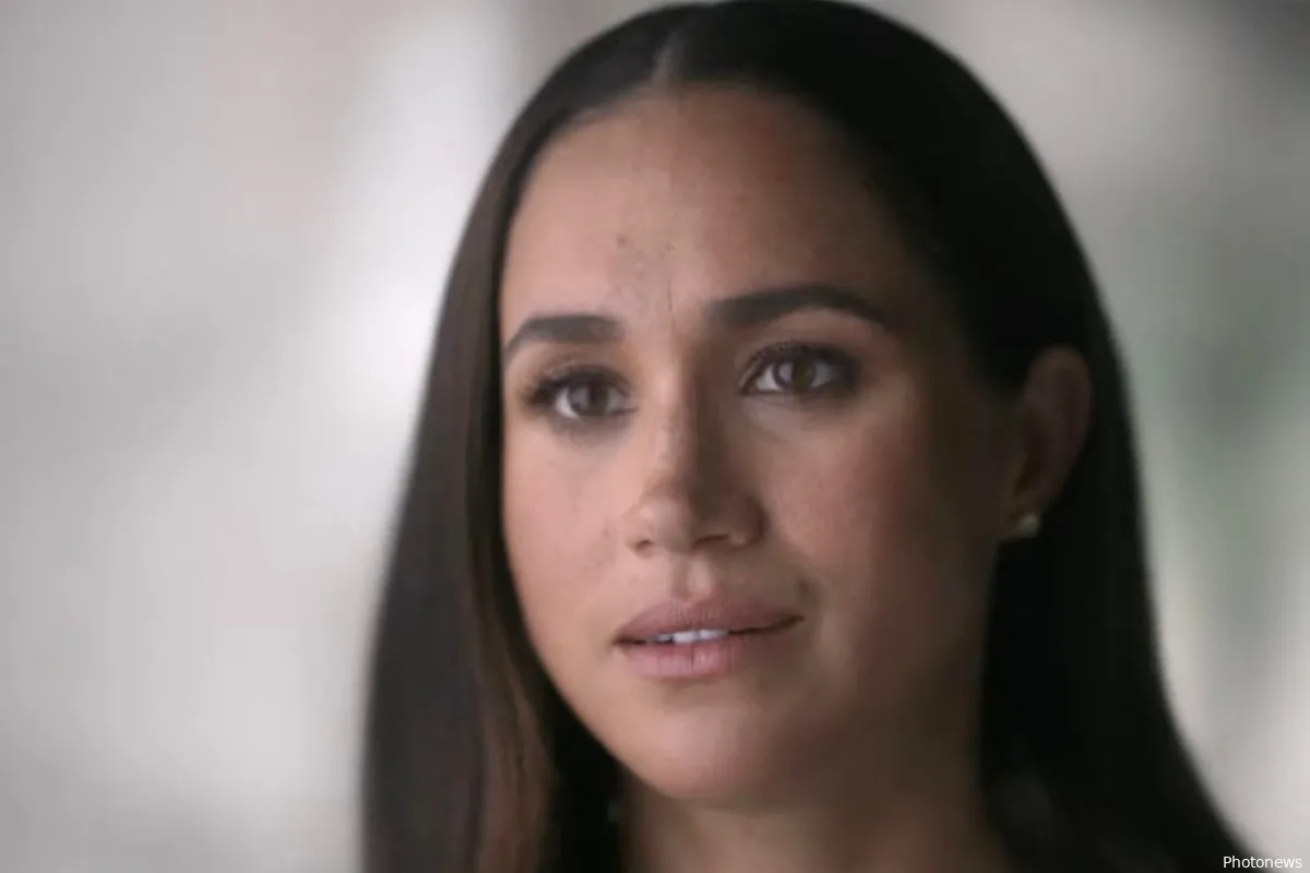 Familie van Meghan Markle komt net voor kroning met explosief interview: “Zo heb je haar nog nooit gezien”