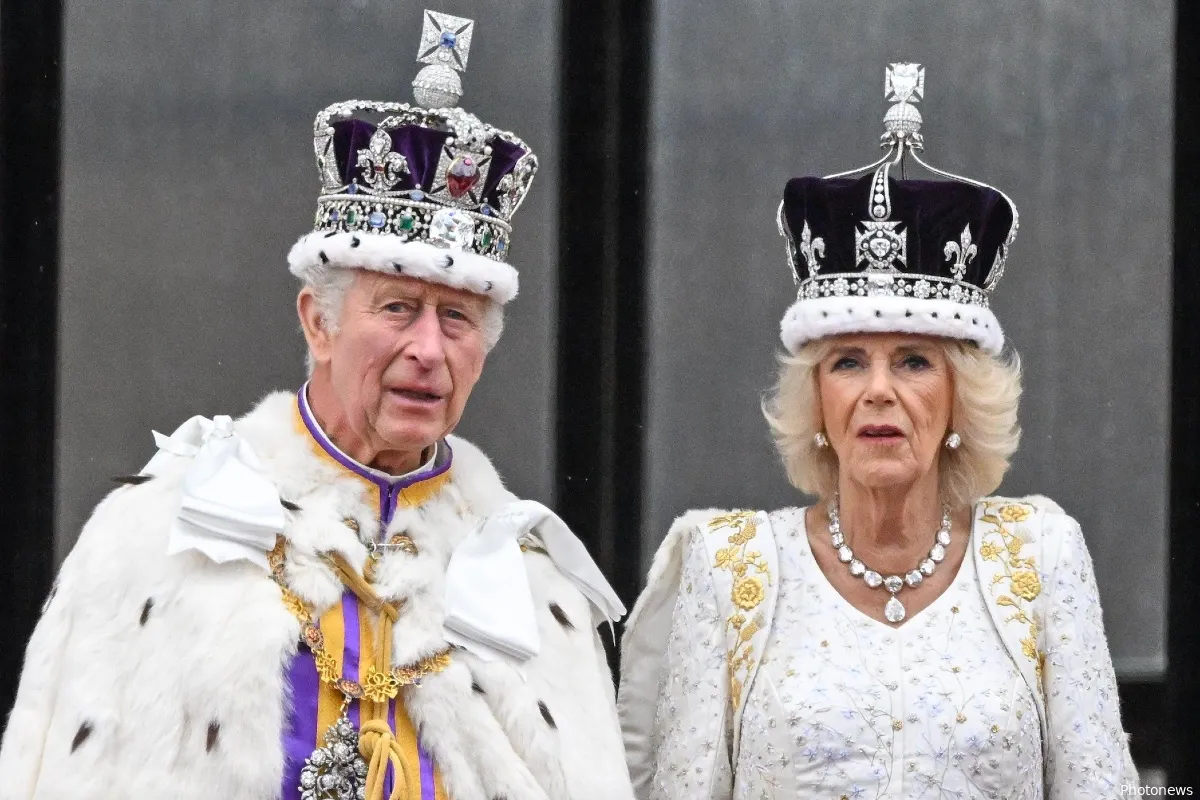 Het zit er bovenarms op tussen koning Charles en Camilla: "Daarover maken ze constant ruzie"