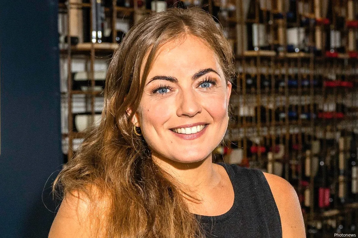 "Wat een transformatie!": Frances Lefebure verbluft volgers met compleet nieuwe look