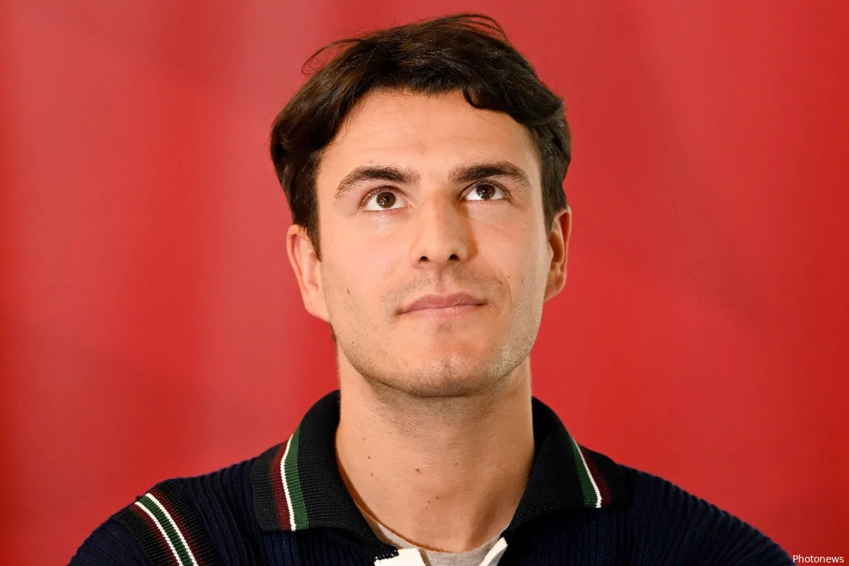 Na spraakmakende coming-out: Conner Rousseau onthult eindelijk of hij een relatie heeft