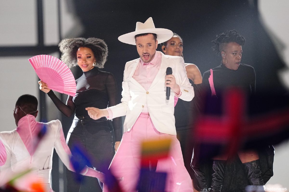 Gustaph stoot door naar finale van Songfestival: als zoveelste act is