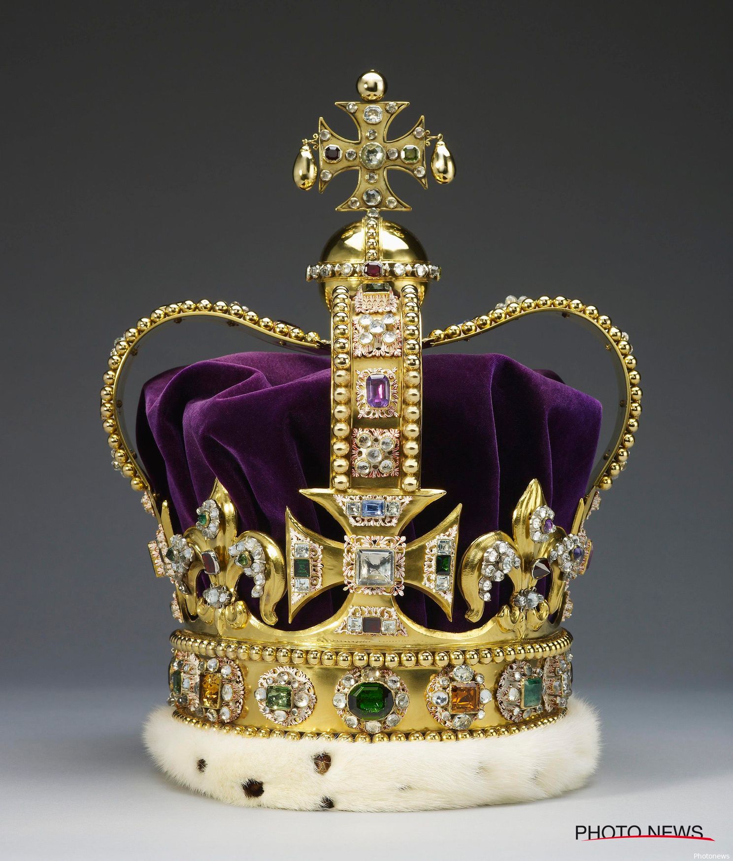  St. Edward's Crown