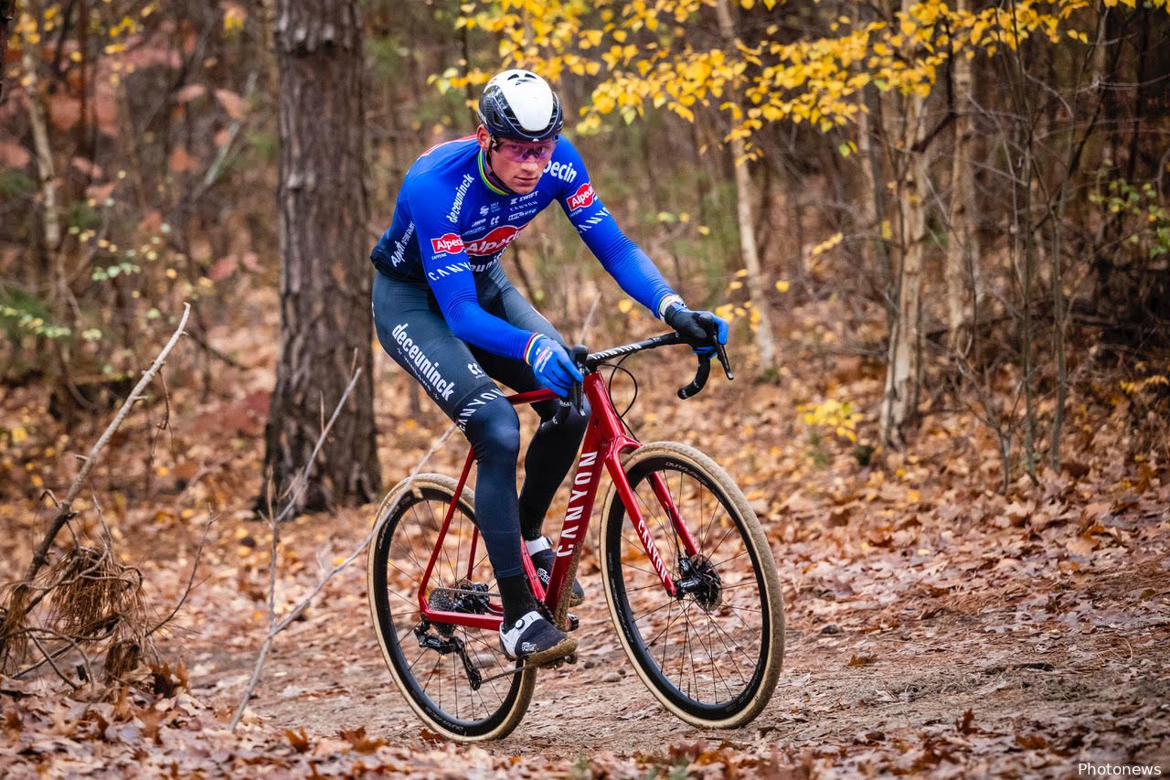 Wie kan Van der Poel bijhouden op een krachtig parcours in Boom?