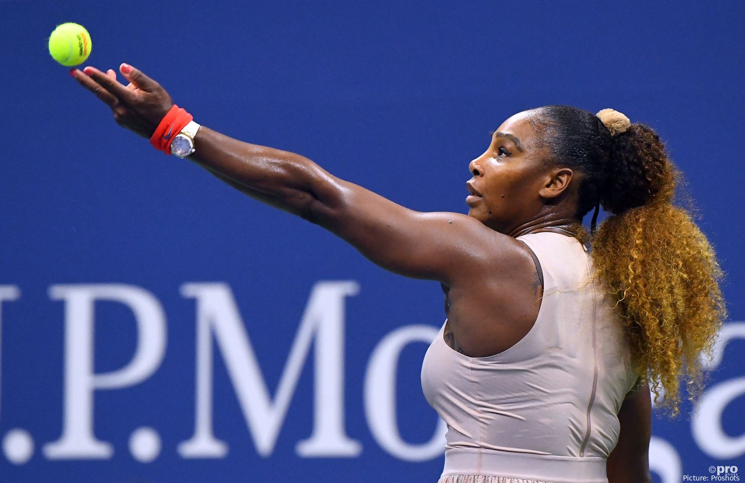 Serena Williams admite que deixar o ténis foi uma decisão "muito difícil" depois de dedicar a vida ao desporto