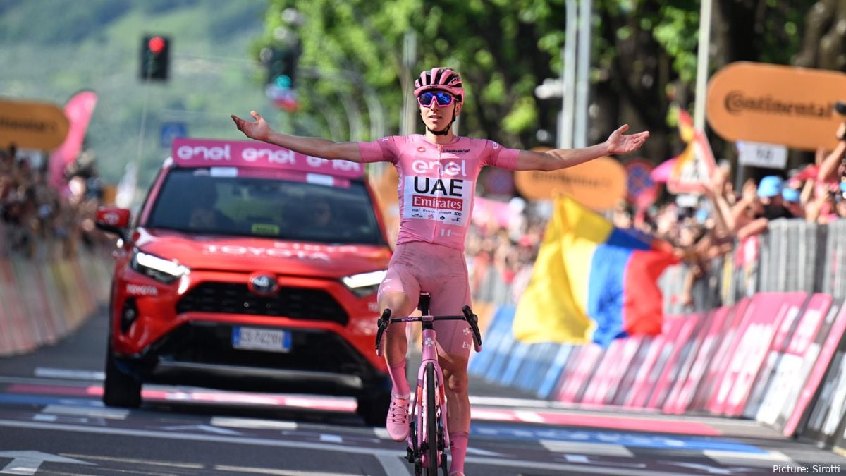 Stephen Roche on Tadej Pogacar's Giro d'Italia "It’s not his fault