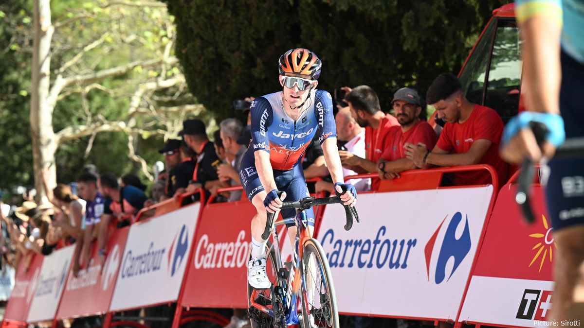 Eddie Dunbar takes stage 11 of 2024 Vuelta a Espana from breakaway as