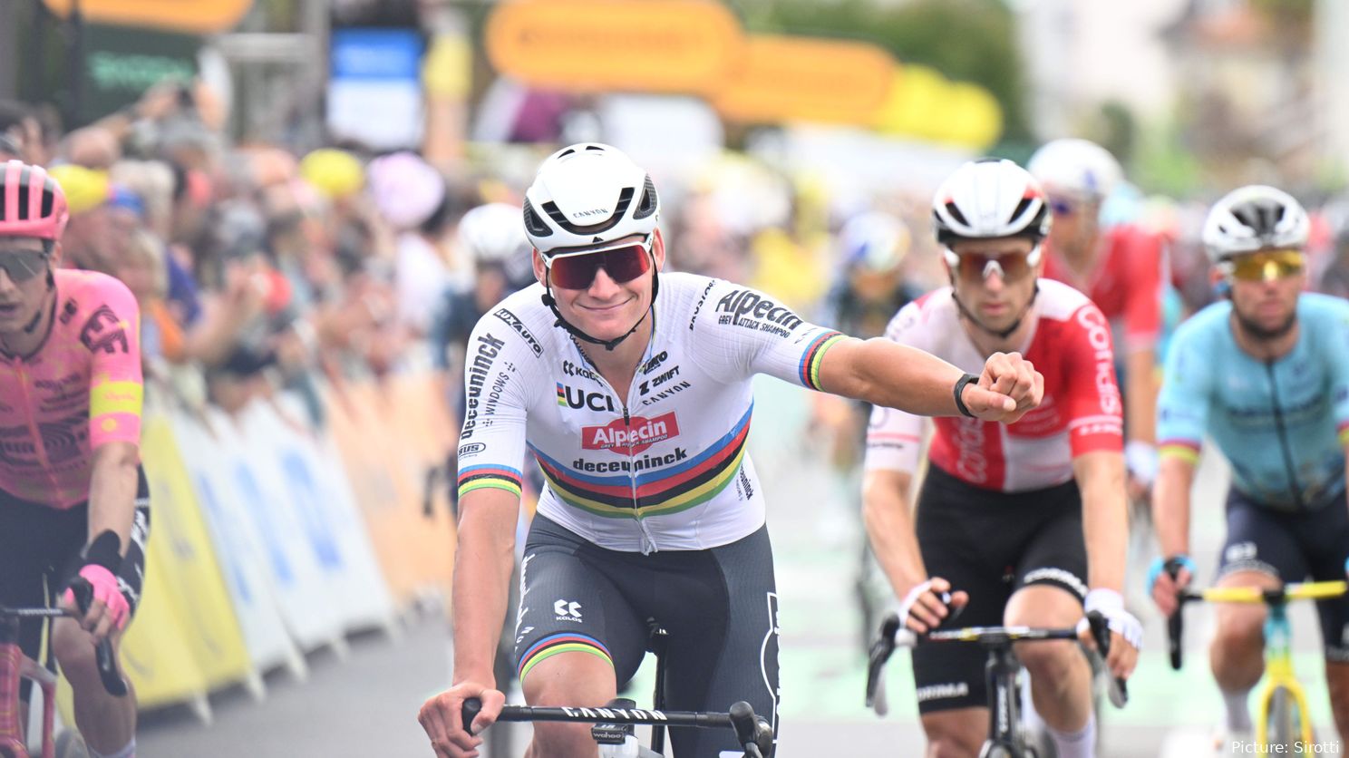 Mathieu van der Poel lançou Jasper Philipsen para a vitória de forma exemplar: "Estávamos determinados... ele continua a ser um dos velocistas mais rápidos do mundo"