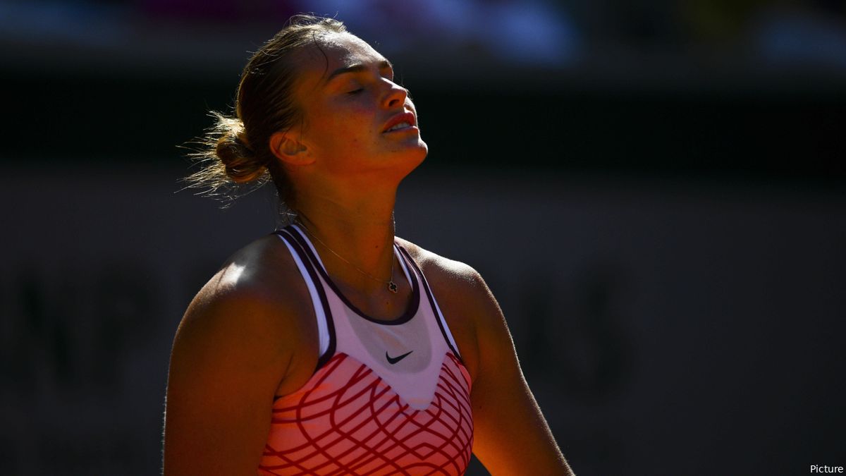 Aryna Sabalenka verslaat Roland Garros in halve finale, Karolina Muchova bereikt Grand Slam-finale