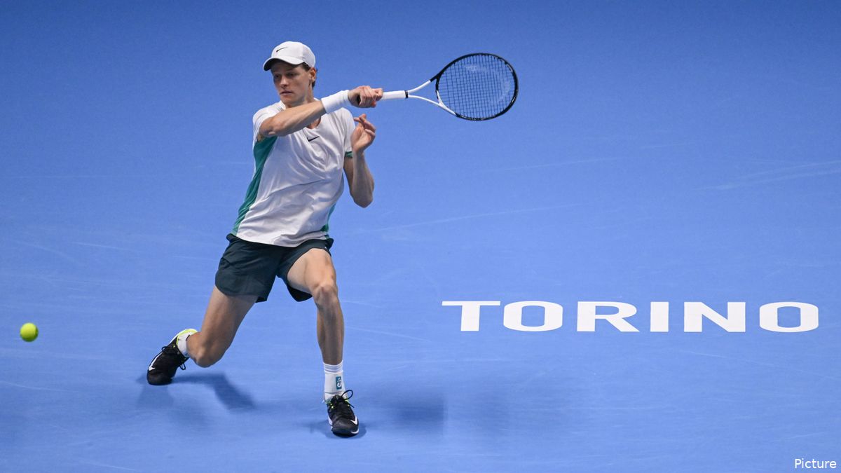 “La Gazzetta dello Sport può sempre fidarsi di non reagire in modo eccessivo”: il quotidiano italiano pubblica una bizzarra rappresentazione di Novak Djokovic che incorona Jannik Sinner dopo la sconfitta nella finale ATP