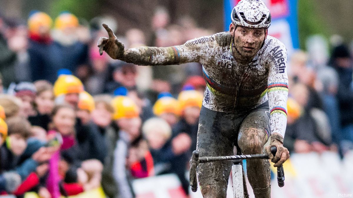 Mathieu van der Poel dominates 2024 Cyclocross World Championships and ...