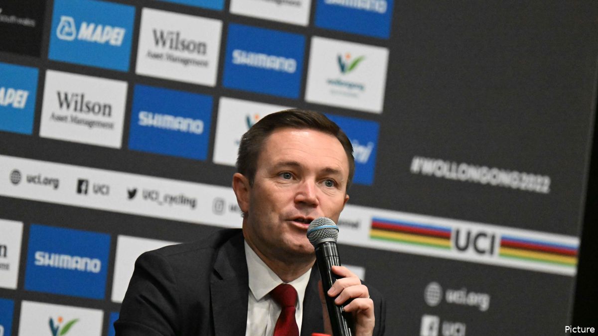 David Lappartient, presidente de la UCI, informa que el ciclismo